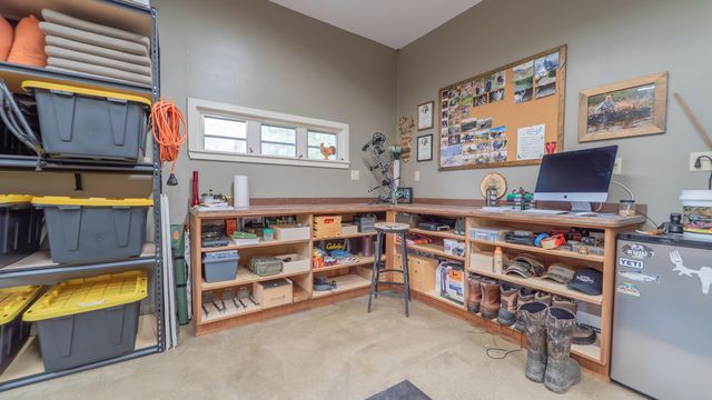 3911 W 107th Lane, Crown Point, IN 46307