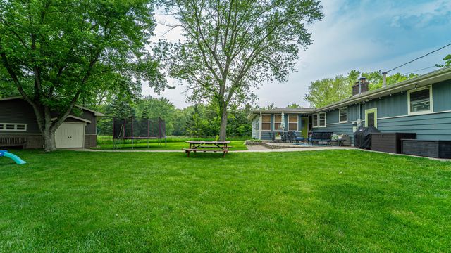 3911 W 107th Lane, Crown Point, IN 46307