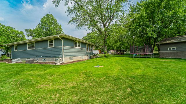 3911 W 107th Lane, Crown Point, IN 46307