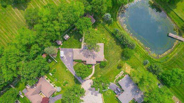 3911 W 107th Lane, Crown Point, IN 46307