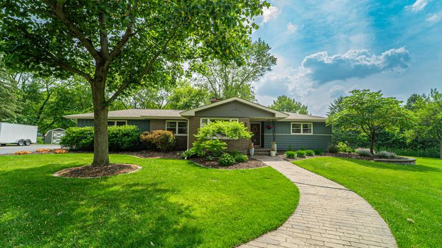3911 W 107th Lane, Crown Point, IN 46307