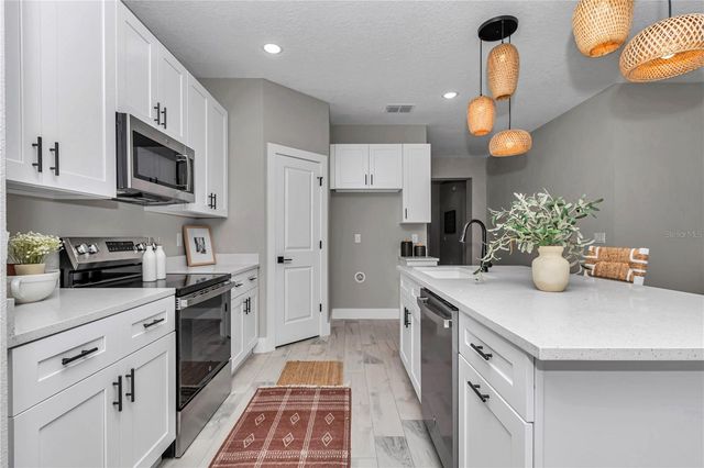 12380 SW 71ST LANE ROAD, Ocala, FL 34481