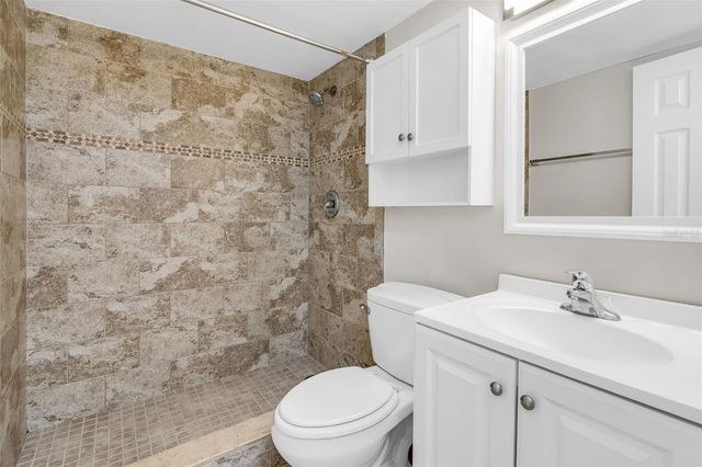 5820 N CHURCH AVENUE 239, Tampa, FL 33614