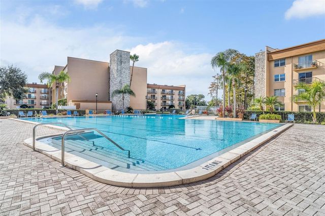 5820 N CHURCH AVENUE 239, Tampa, FL 33614