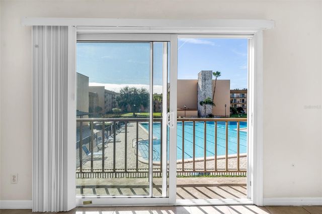 5820 N CHURCH AVENUE 239, Tampa, FL 33614