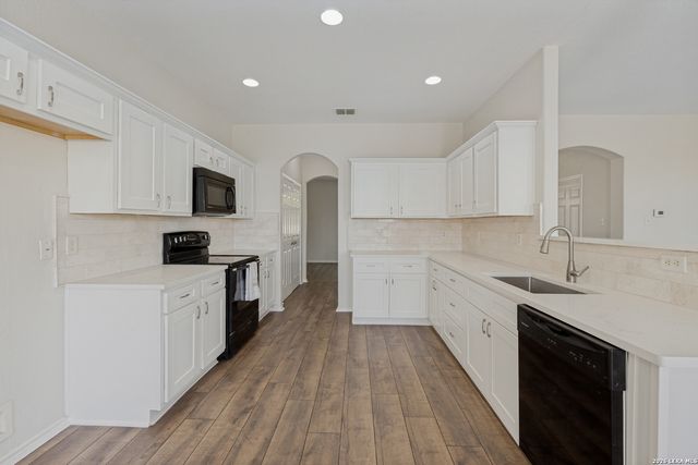 3747 Columbia, Schertz, TX 78108