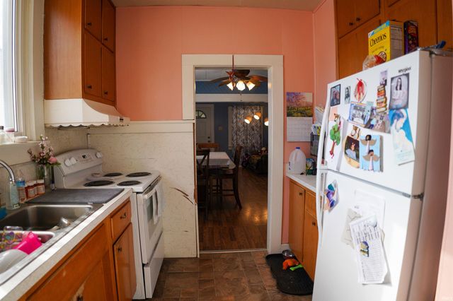 2728 Crescent Avenue, Fort Wayne, IN 46805