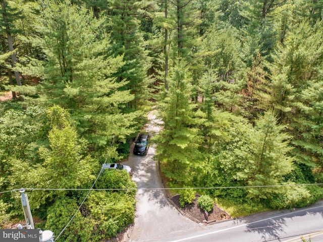 852 HUNTERS RD, Mohnton, PA 19540