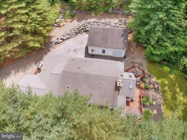 852 HUNTERS RD, Mohnton, PA 19540