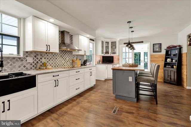 852 HUNTERS RD, Mohnton, PA 19540