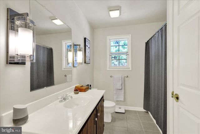 852 HUNTERS RD, Mohnton, PA 19540