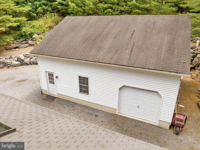 852 HUNTERS RD, Mohnton, PA 19540
