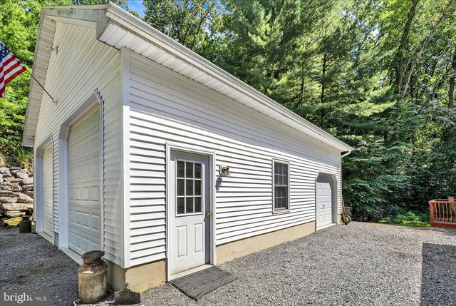 852 HUNTERS RD, Mohnton, PA 19540