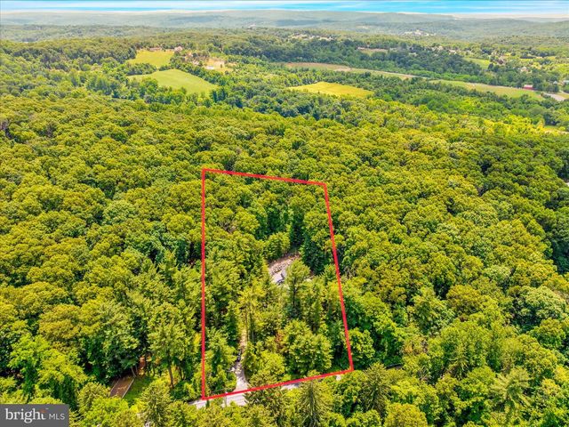 852 HUNTERS RD, Mohnton, PA 19540