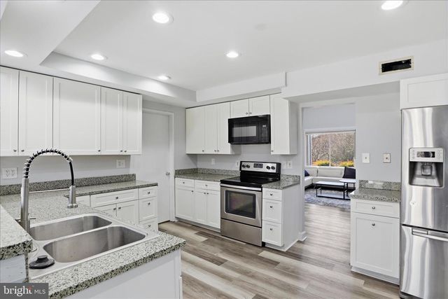 4435 FLINTSTONE RD, Alexandria, VA 22306