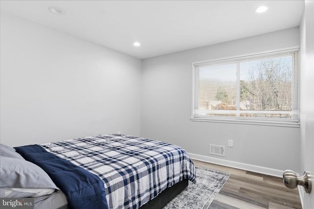 4435 FLINTSTONE RD, Alexandria, VA 22306