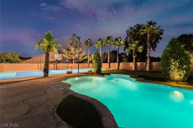 5841 Revital Court, Las Vegas, NV 89131