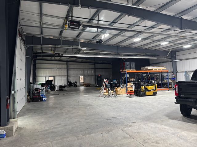 3286 Fields Drive, Bettendorf, IA 52722