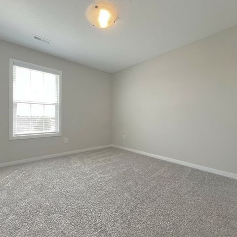 9315 Primo Lane, West Des Moines, IA 50266