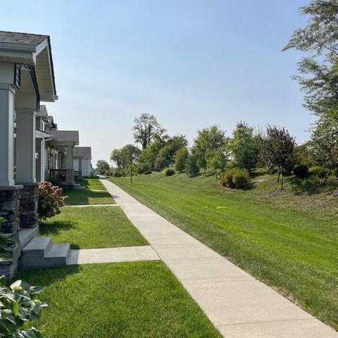 9315 Primo Lane, West Des Moines, IA 50266