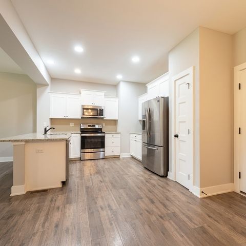 9315 Primo Lane, West Des Moines, IA 50266