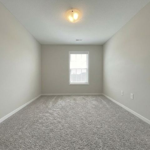 9315 Primo Lane, West Des Moines, IA 50266