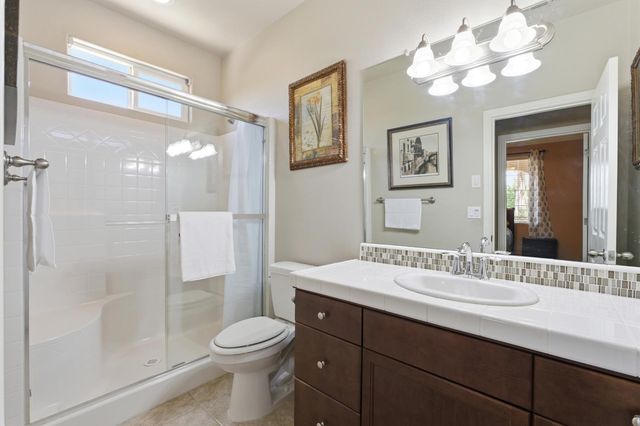 3609 Flint Avenue, Clovis, CA 93619