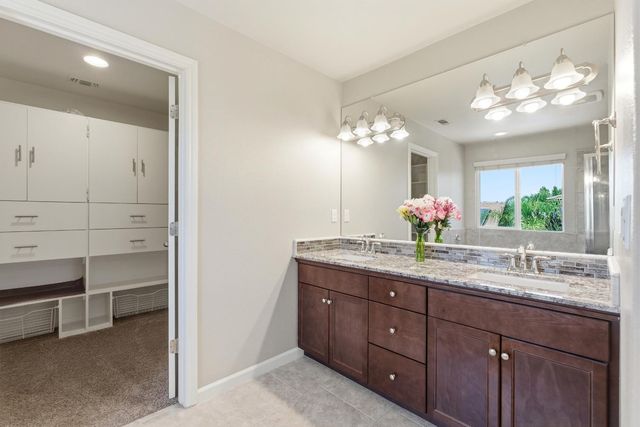 3609 Flint Avenue, Clovis, CA 93619