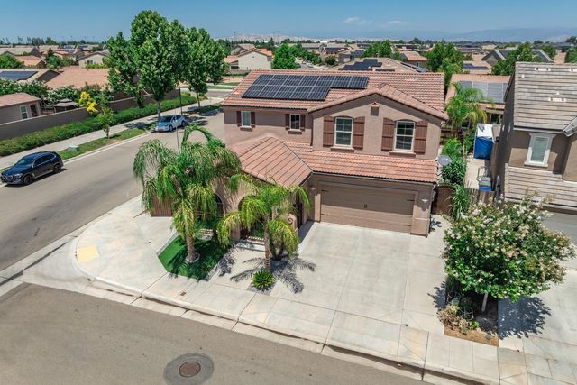 3609 Flint Avenue, Clovis, CA 93619