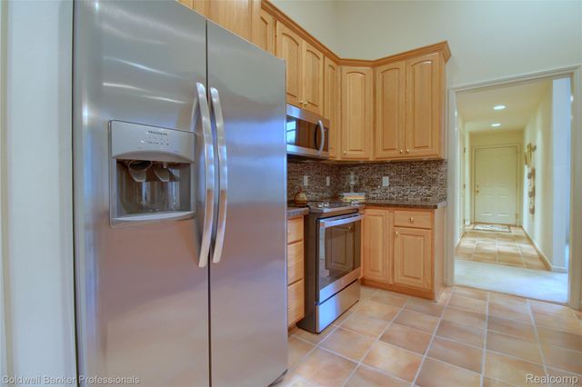 4717 Scots Way, Webster Township, MI 48130
