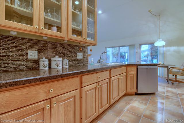 4717 Scots Way, Webster Township, MI 48130