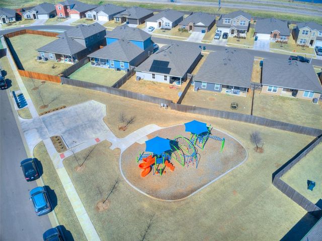 2753 Alice Way, Yukon, OK 73099