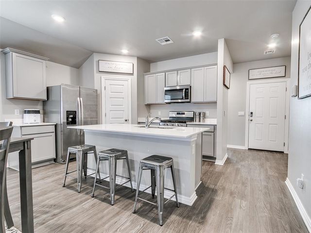 2753 Alice Way, Yukon, OK 73099