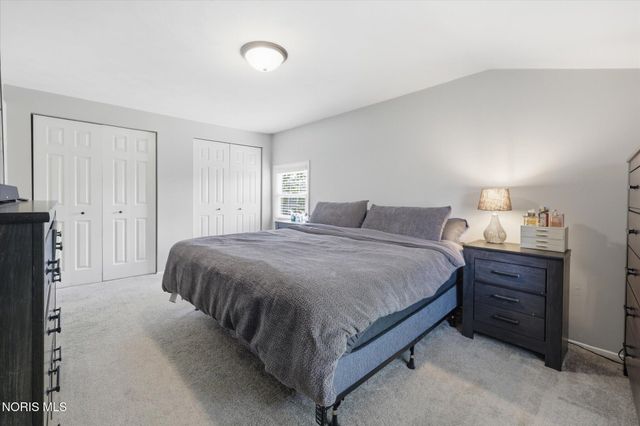 5809 Wakefield Drive, Sylvania, OH 43560