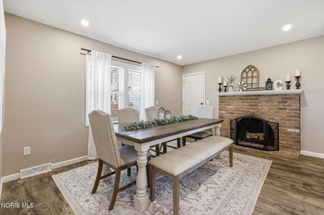 5809 Wakefield Drive, Sylvania, OH 43560