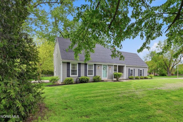 5809 Wakefield Drive, Sylvania, OH 43560