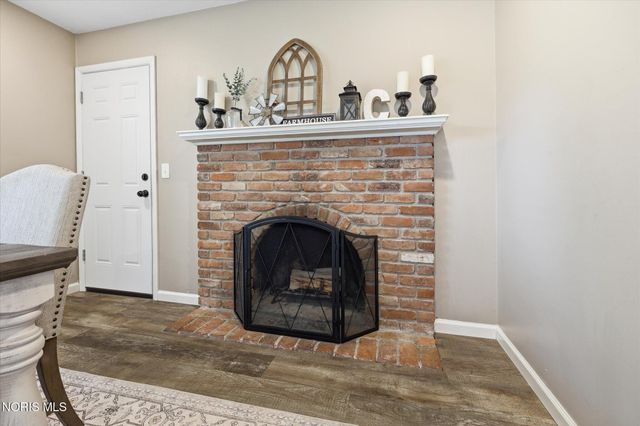 5809 Wakefield Drive, Sylvania, OH 43560