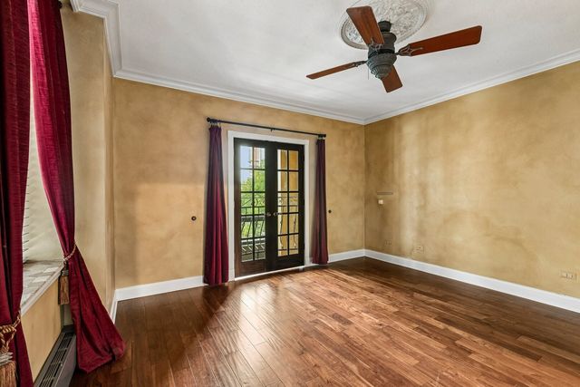 600 N KINGSBURY Street 101, Chicago, IL 60654