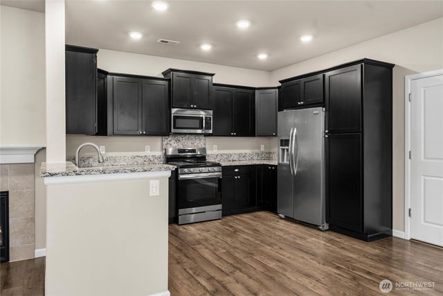 3327 Hydra Street NE, Lacey, WA 98516