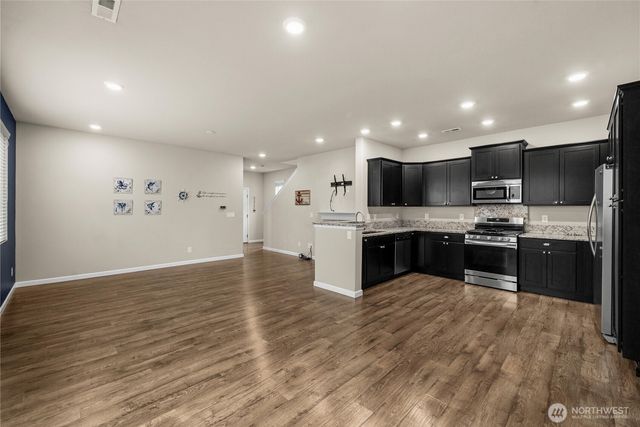 3327 Hydra Street NE, Lacey, WA 98516