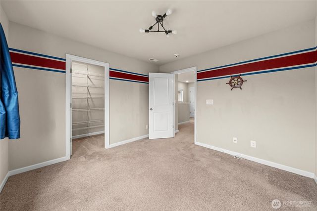 3327 Hydra Street NE, Lacey, WA 98516