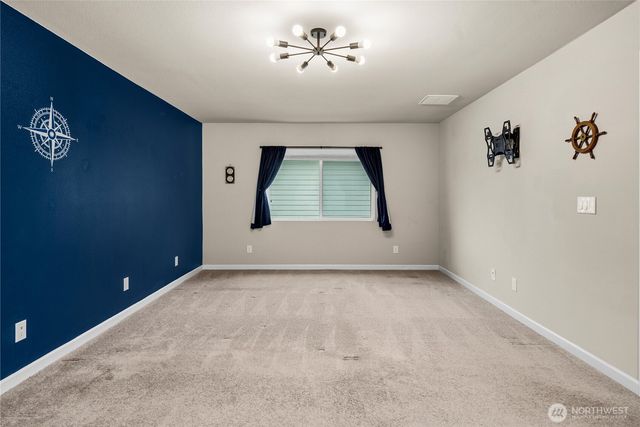 3327 Hydra Street NE, Lacey, WA 98516