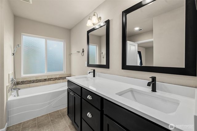 3327 Hydra Street NE, Lacey, WA 98516