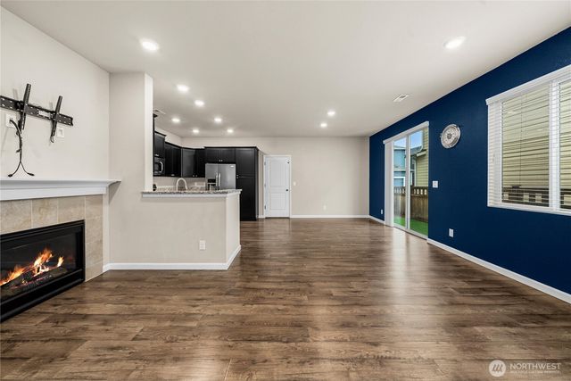 3327 Hydra Street NE, Lacey, WA 98516