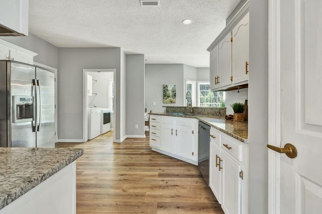 6806 Anchorage Lane, Hixson, TN 37343