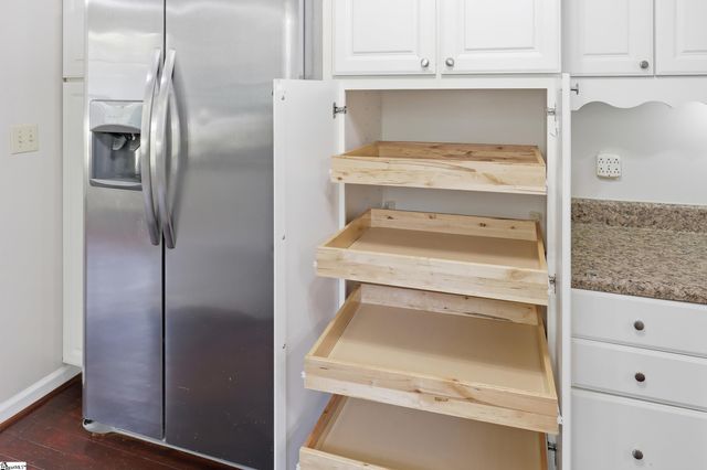 421 Hotrod Lane, Walhalla, SC 29691