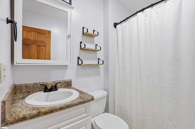 421 Hotrod Lane, Walhalla, SC 29691