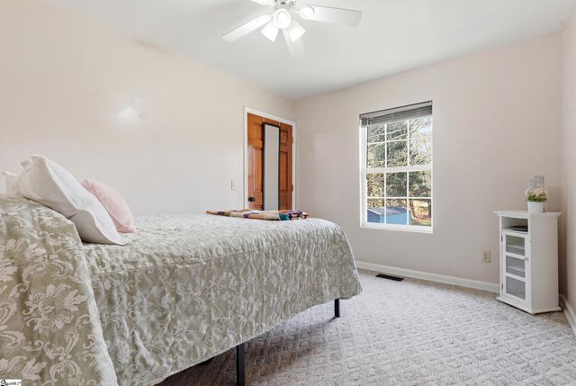 421 Hotrod Lane, Walhalla, SC 29691