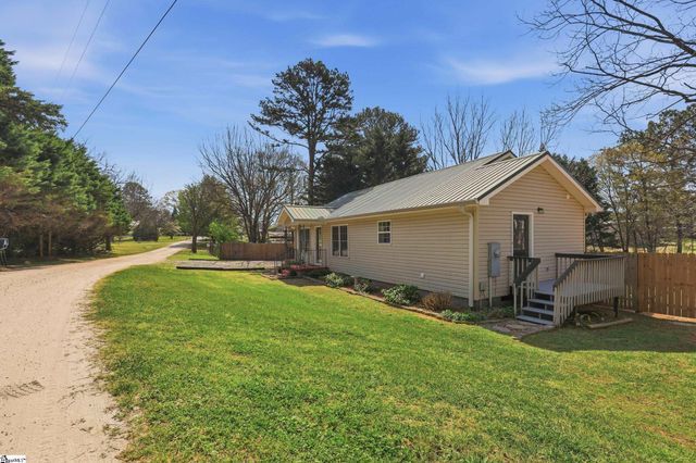 421 Hotrod Lane, Walhalla, SC 29691
