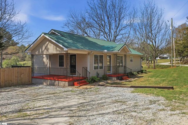 421 Hotrod Lane, Walhalla, SC 29691